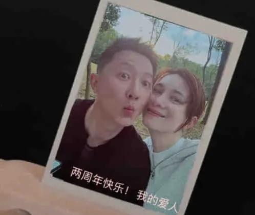 娱乐吃瓜爆料两个顶流